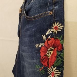 Angel Kiss Embroidered MOM Jeans